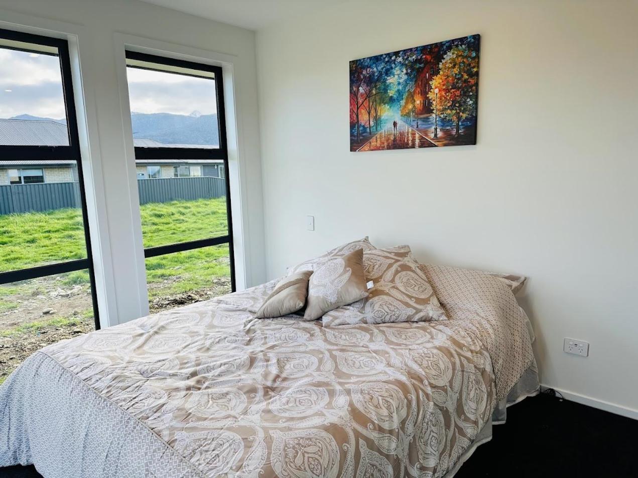 Holiday Home In Beautiful Te Anau Kültér fotó